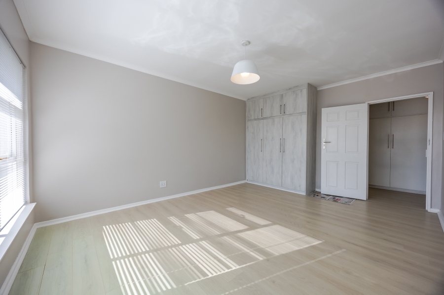 4 Bedroom Property for Sale in Belgravia Western Cape
